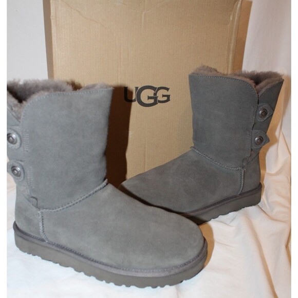 NIB UGG Women's Classic Short Marciella Button Suede Shearling Boots GRAY SZ 7 - Picture 3 of 6